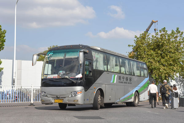 企業(yè)內(nèi)部無車供應，深圳租大巴車才是正確選擇